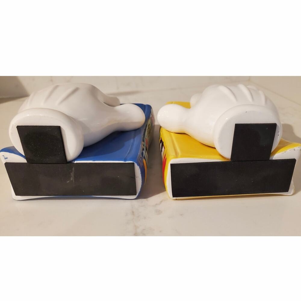 Vintage Enesco Walt Disney Mickey Mouse Steamboat Willie Gloves Bookends - Picture 6 of 10